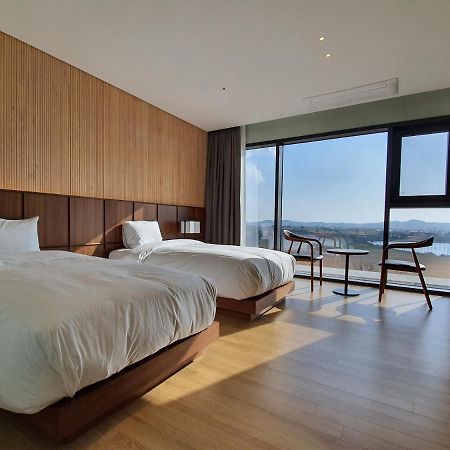 Sollago Resort Taean Exteriör bild